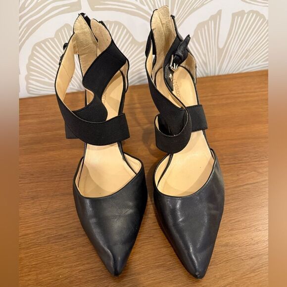 Liz Claiborne size 8 Black Crisscross Strap Heels - Picture 2 of 10
